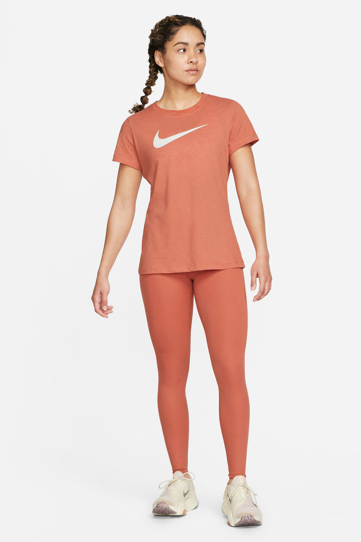 Nike Kadın Tişört AQ3212-827