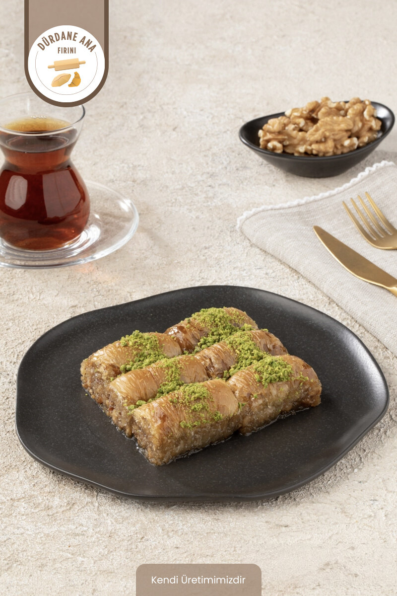 Dürdane Ana Fırını Cevizli Sarı Burma Baklava Kg