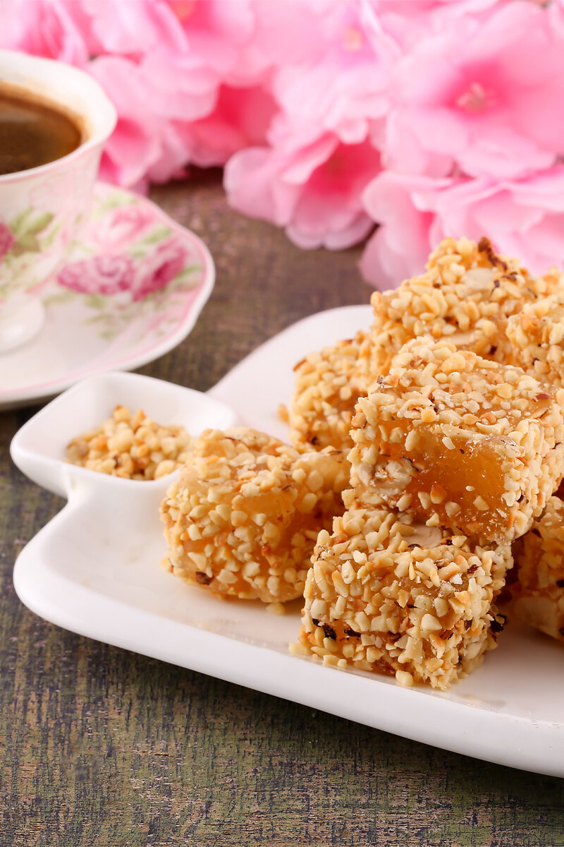 Özdilek Lokum Ballı Fındıklı Fındık Kaplı kg