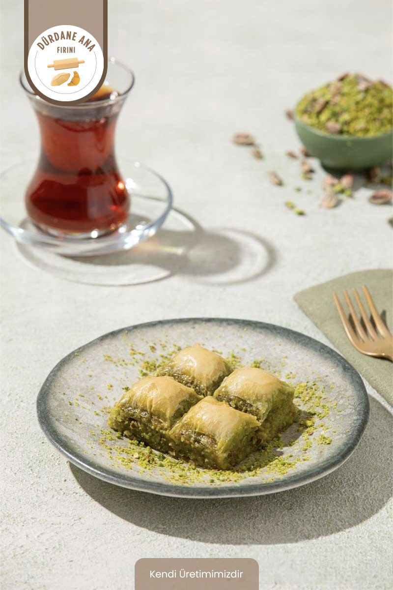 Dürdane Ana Fırını Fıstıklı Özel Baklava Kg