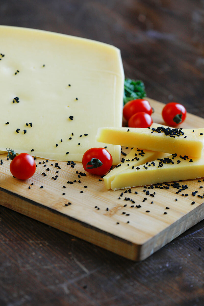 Koçulu Çiftliği Kars (Boğatepe Köyü) Eski Kaşar Kg