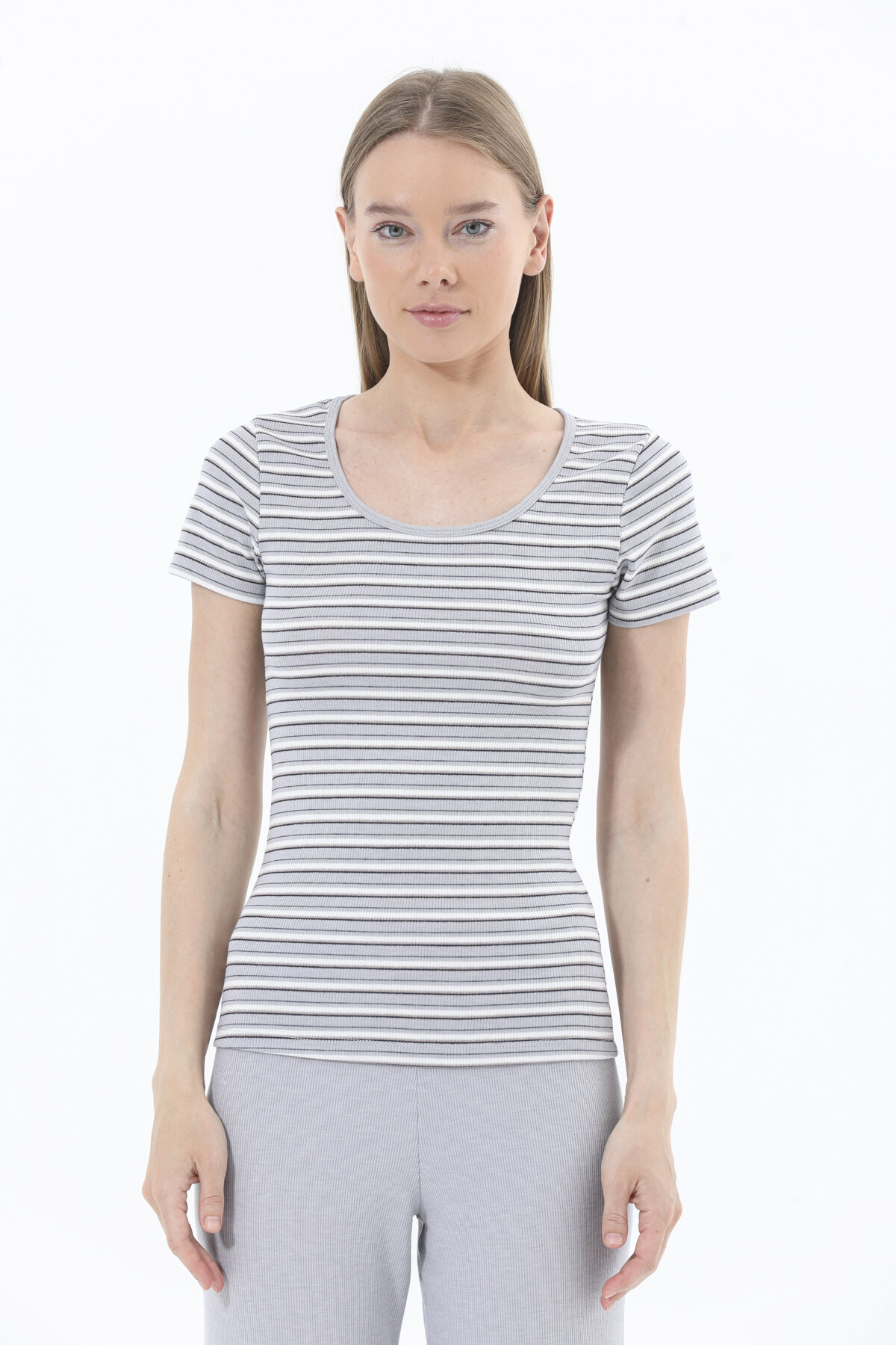 Shefame Kadın Çizgili Pijama Takımı 241OZB3