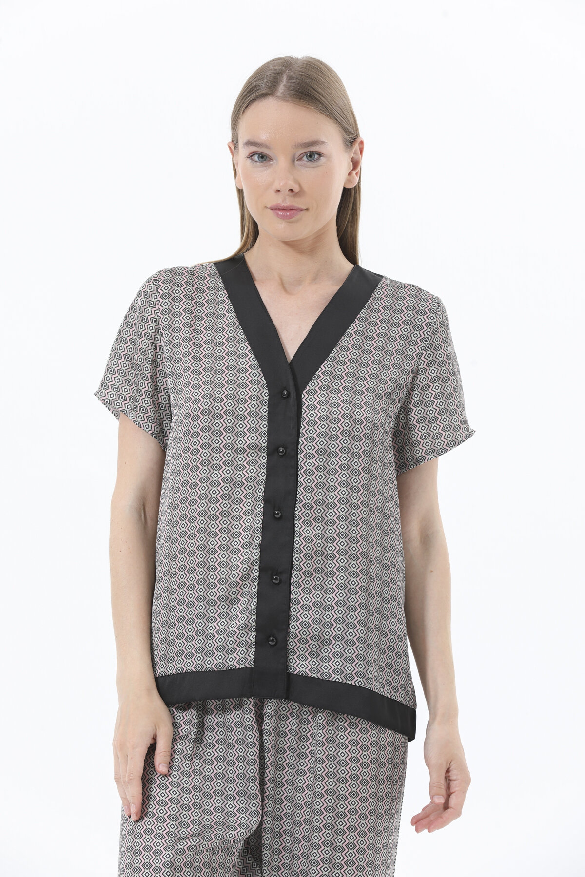 Shefame V Yaka Kısa Kollu Şifon Saten Pijama Takımı 241SV14888