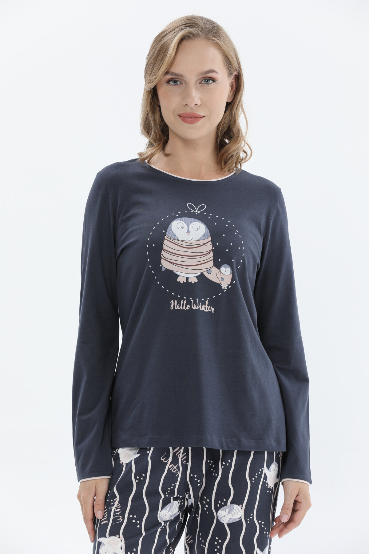 Shefame Kadın Bisiklet Yaka Yılbaşı Temalı Pijama Takımı 242SV15967