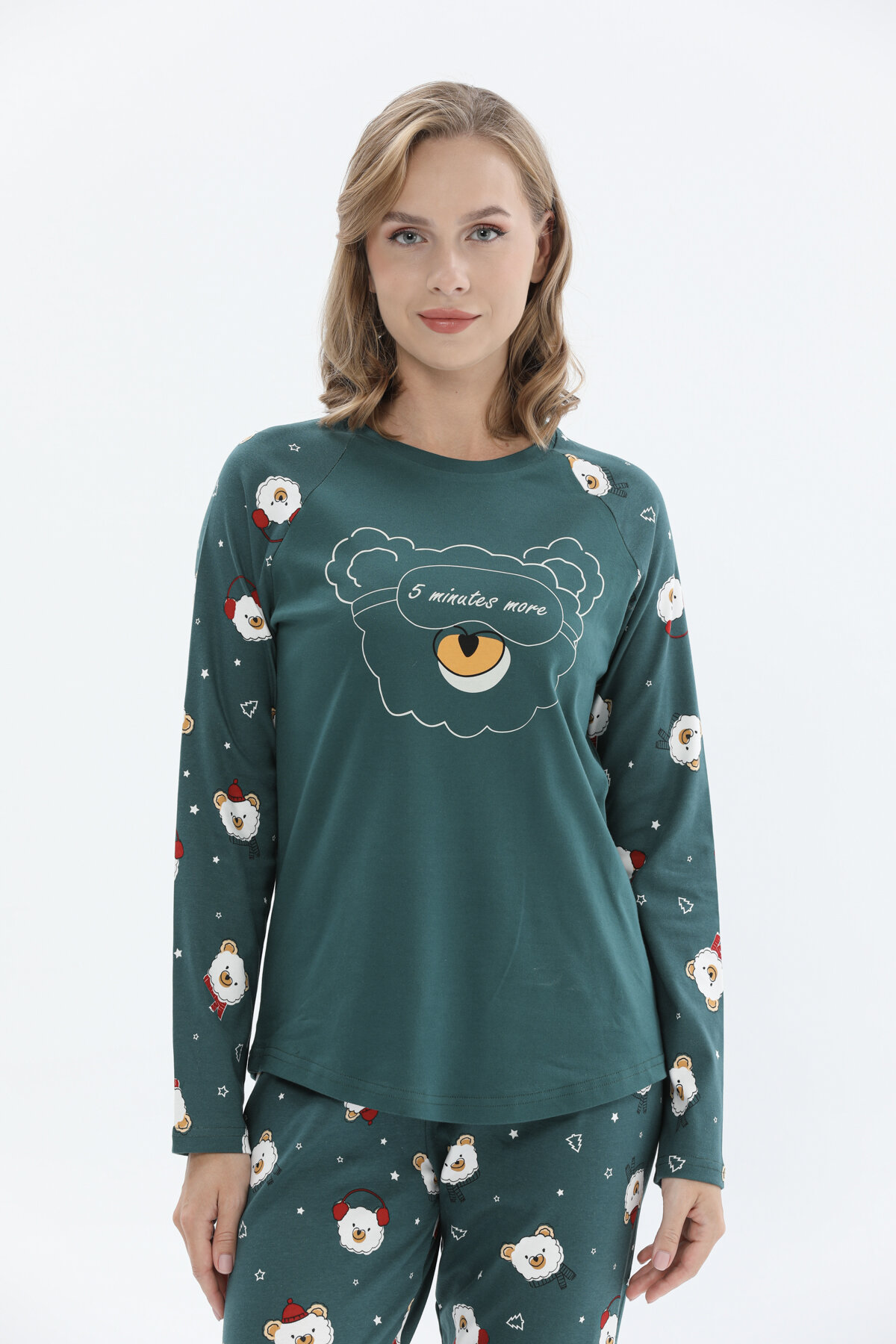 Shefame Kadın Bisiklet Yaka Yılbaşı Temalı Pijama Takımı 242SV16116