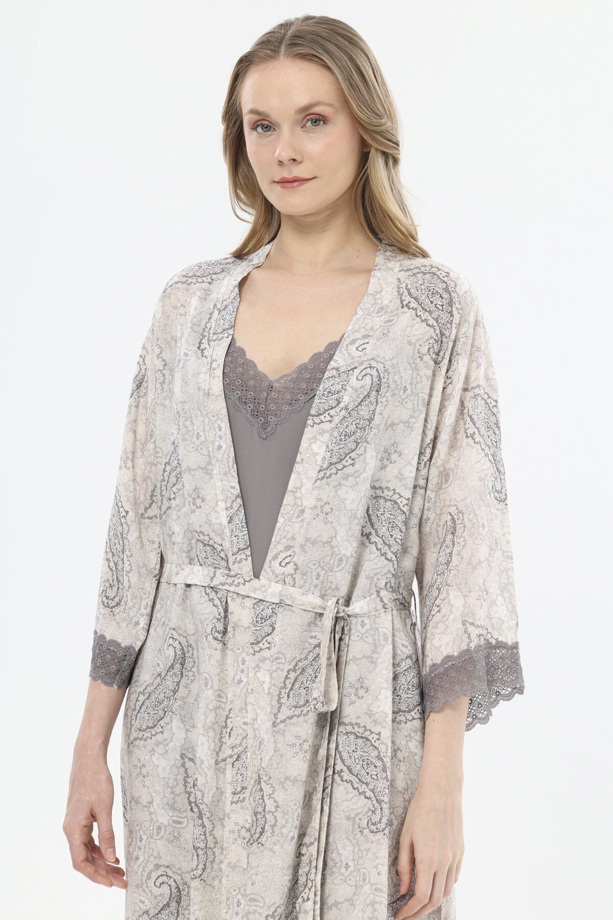 Shefame Kadın Şal Desenli İnce Askılı Uzun Gecelik Sabahlık Takımı 251K10SV