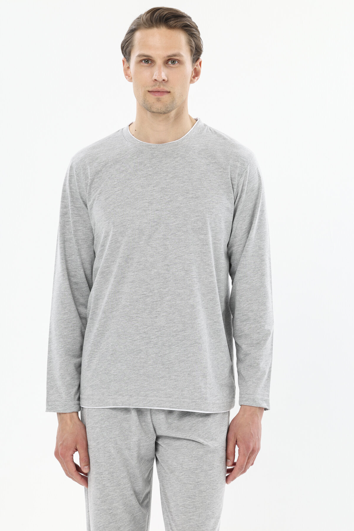 First Company Erkek Bisiklet Yaka Biye Detaylı Uzun Kollu Pijama Takımı 251EP04KL