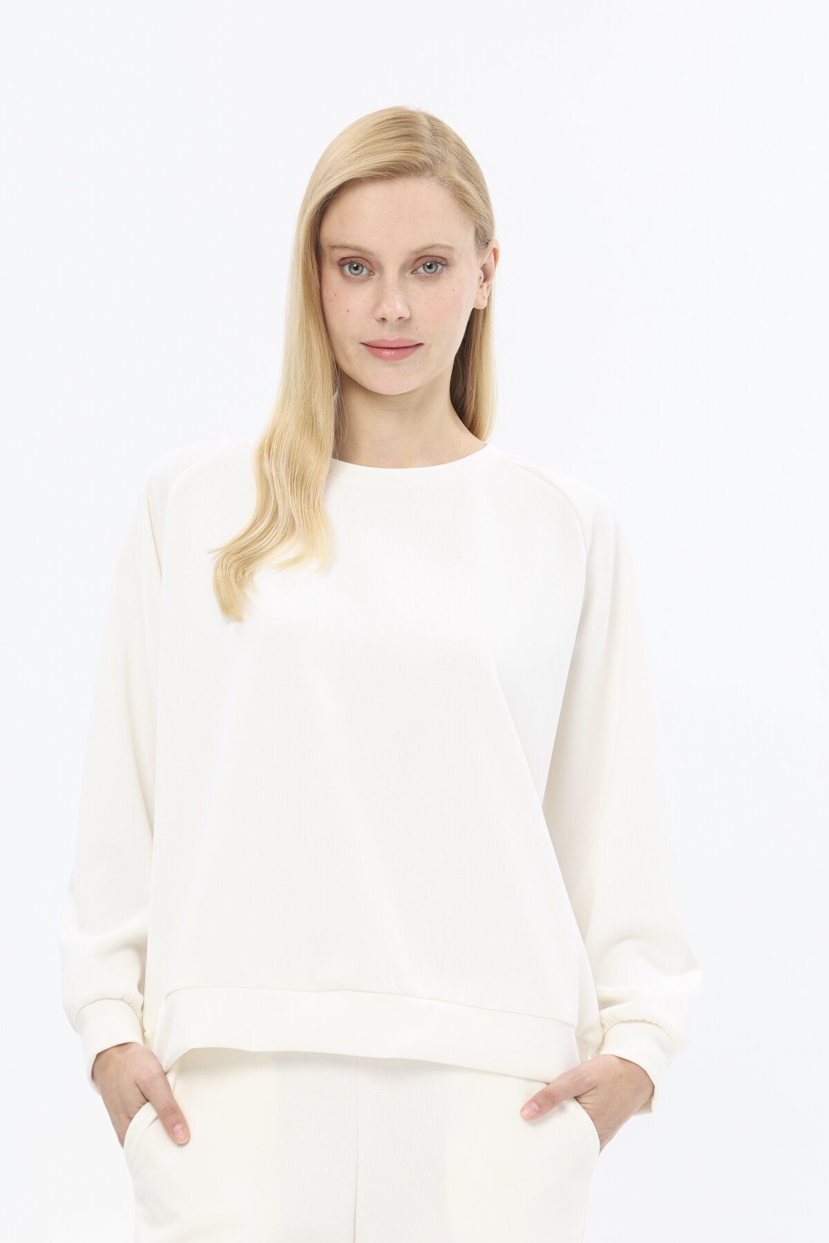 Shefame Kadın Bisiklet Yaka Reglan Kol Sweatshirt 252K7003TR