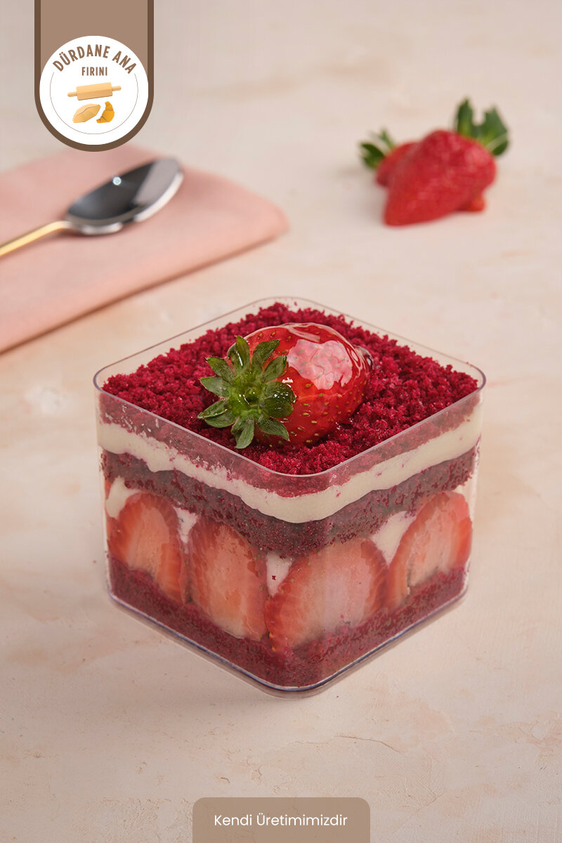 Dürdane Ana Fırını Çilekli Cup Adet