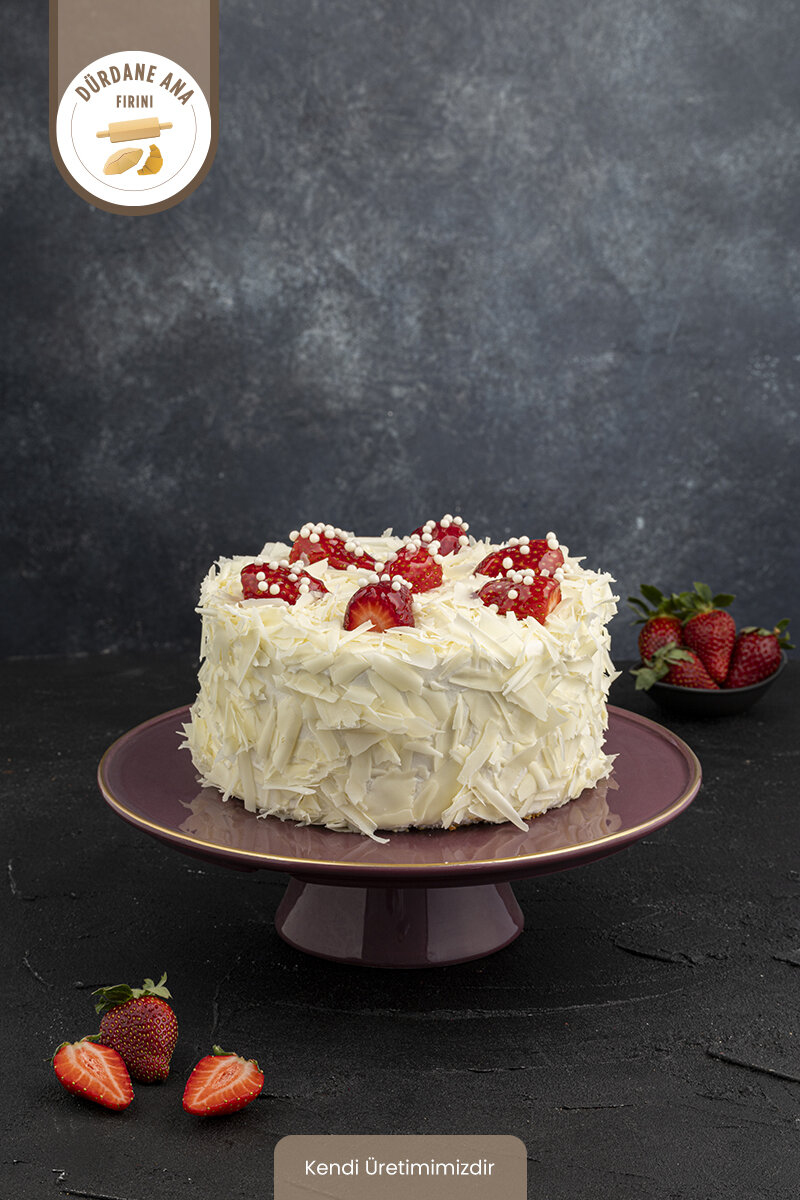 Dürdane Ana Fırını 6 Kişilik Özel Çilekli Yaş Pasta Adet (0 No)