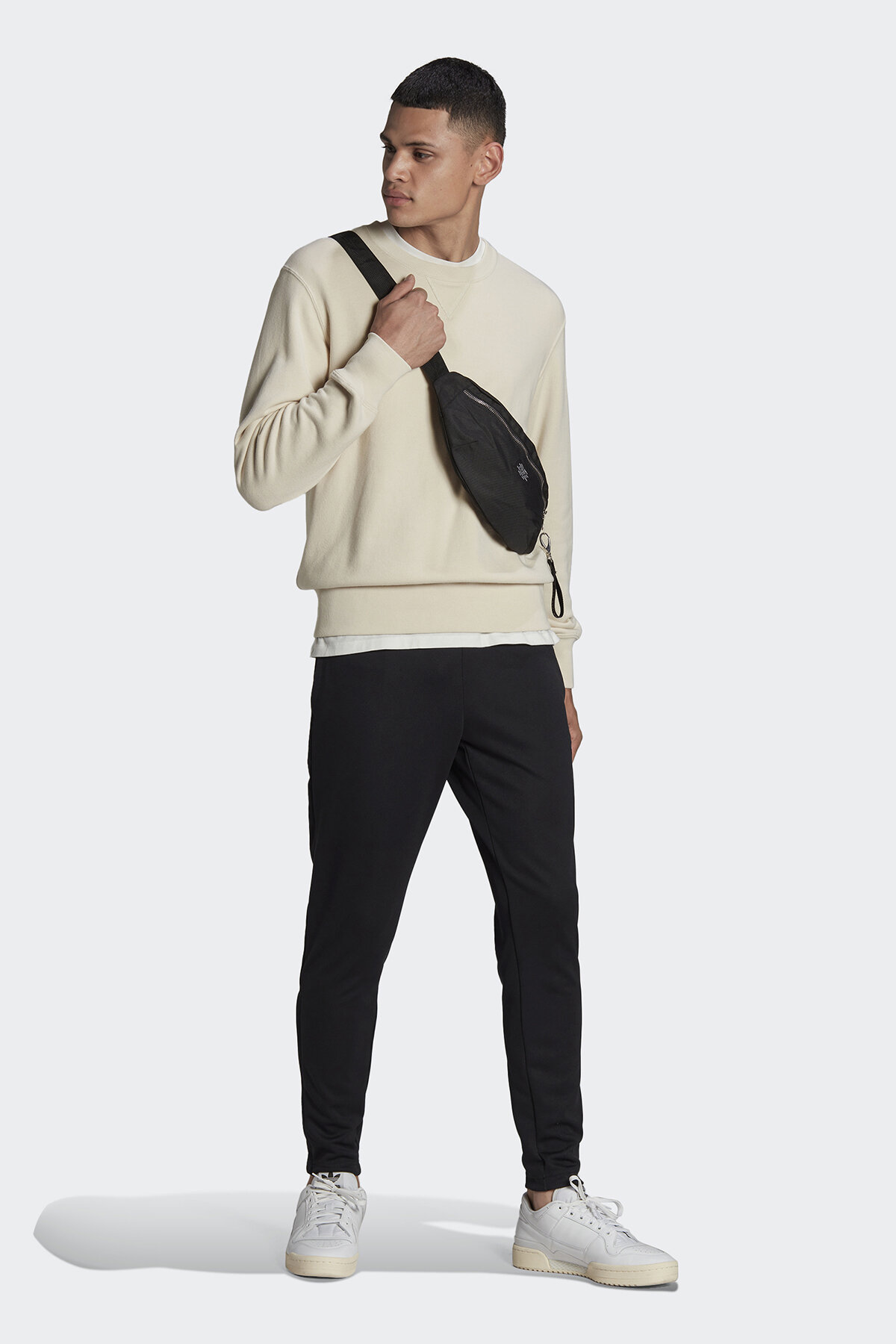 adidas Erkek Eşofman Altı HC0332