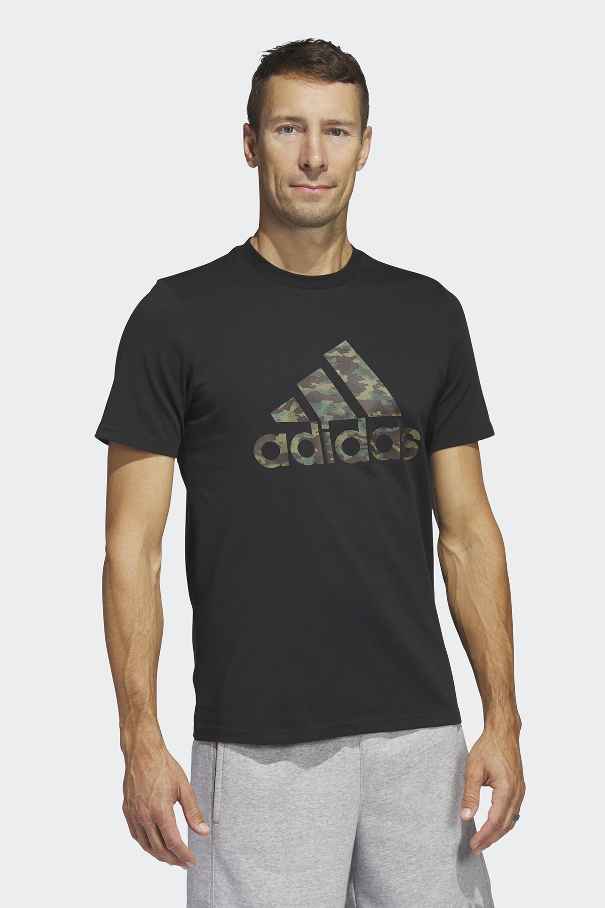 adidas Erkek Tişört HS3215