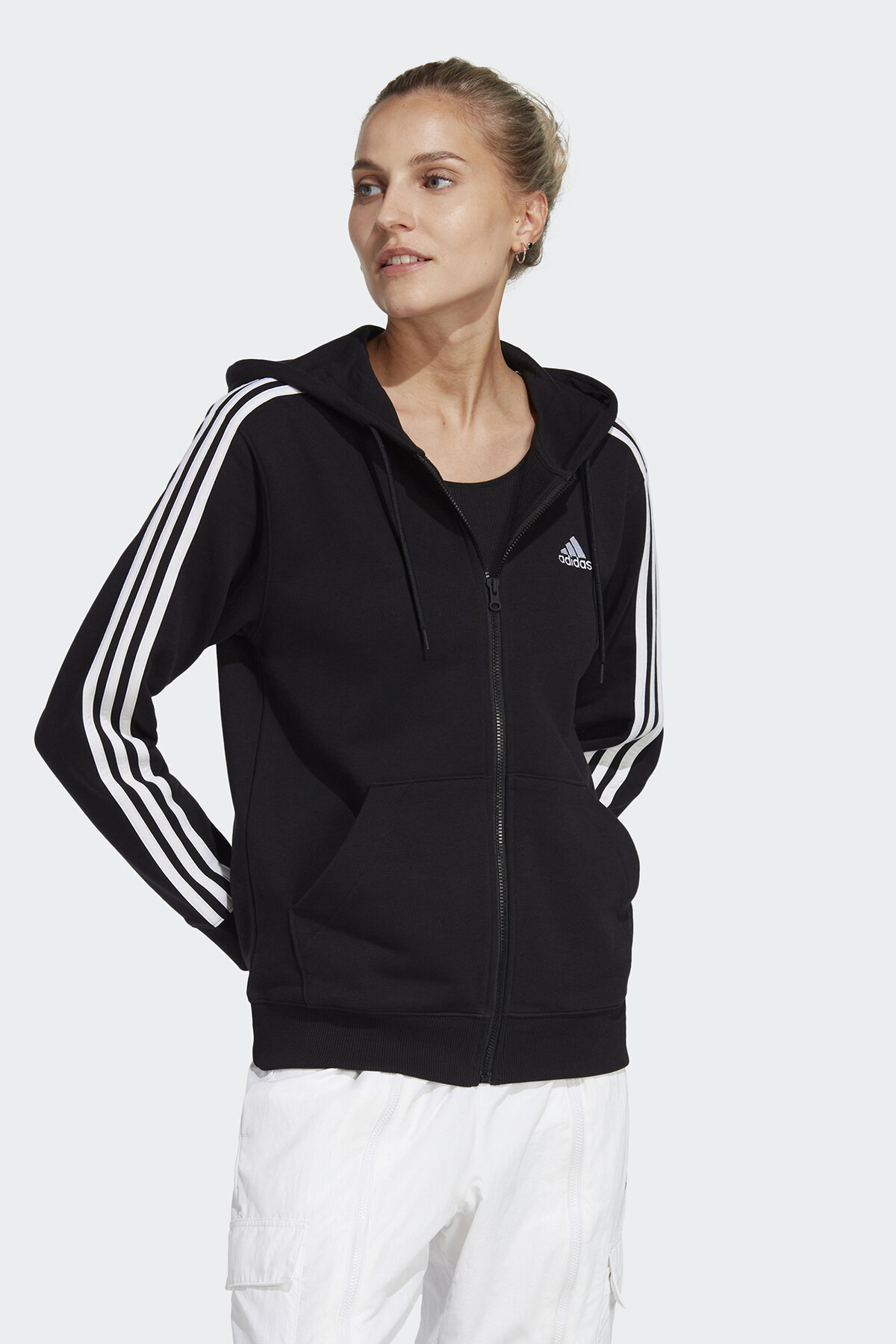 adidas Kadın Sweatshirt IC8769