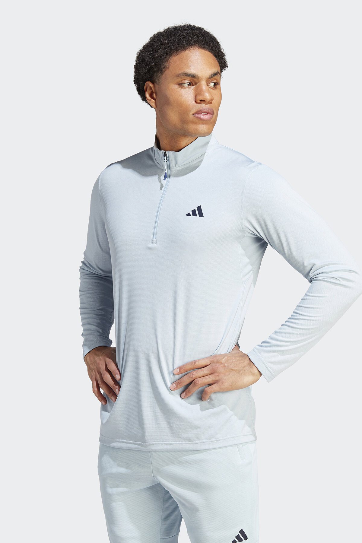 adidas Erkek Sweatshirt IJ9620