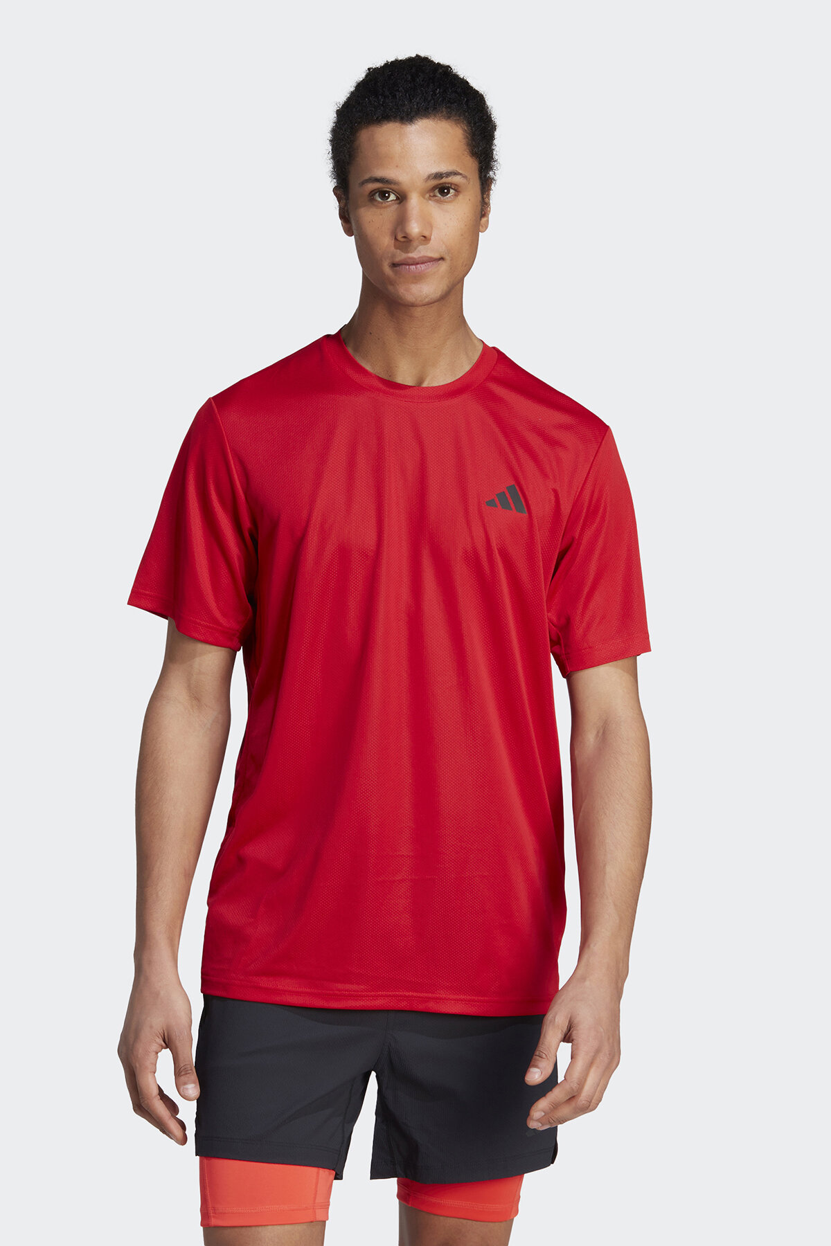 adidas Erkek Tişört HZ3095