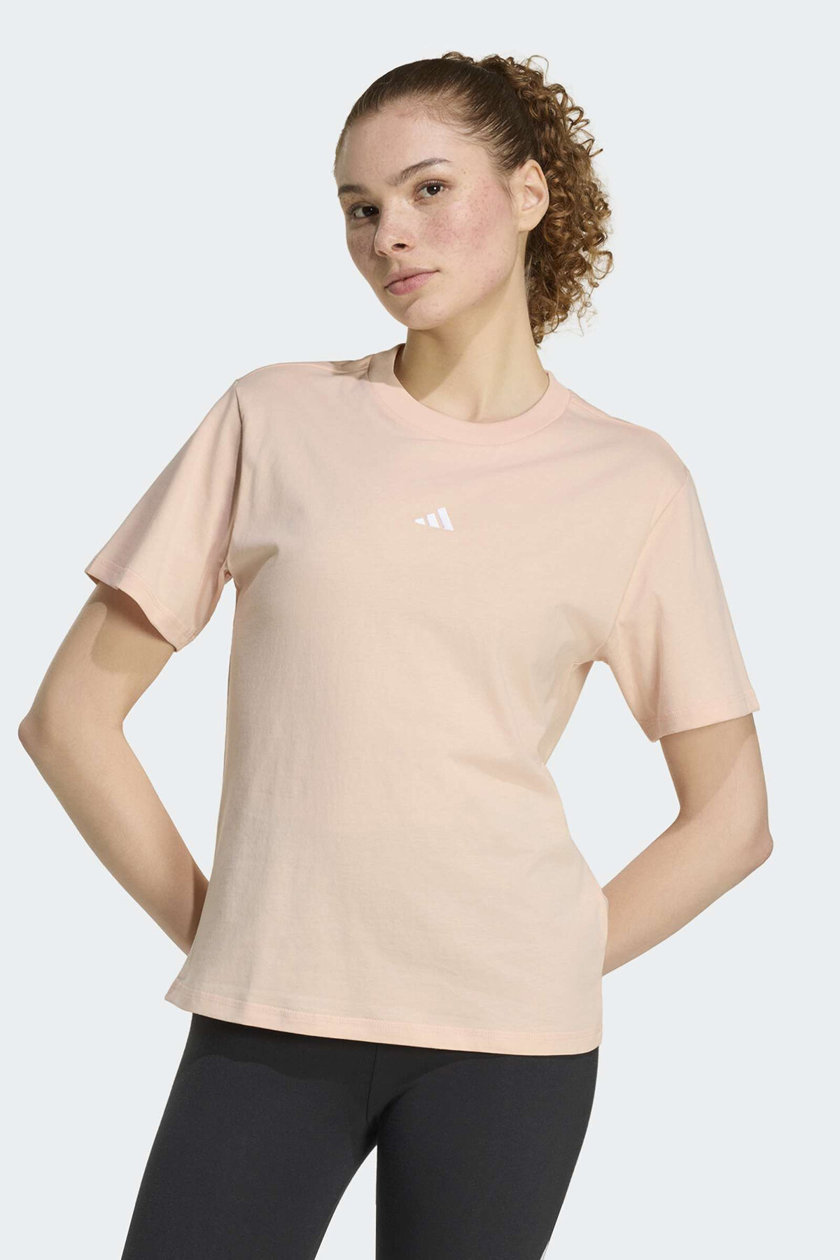 adidas Kadın Tişört KE0429