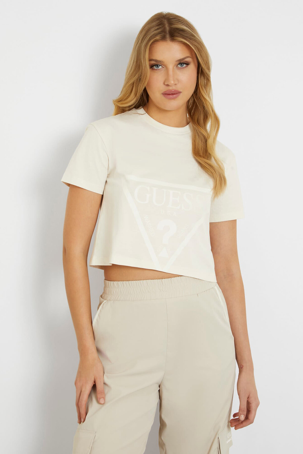 Guess Kadın Tişört V2YI06K8HM0