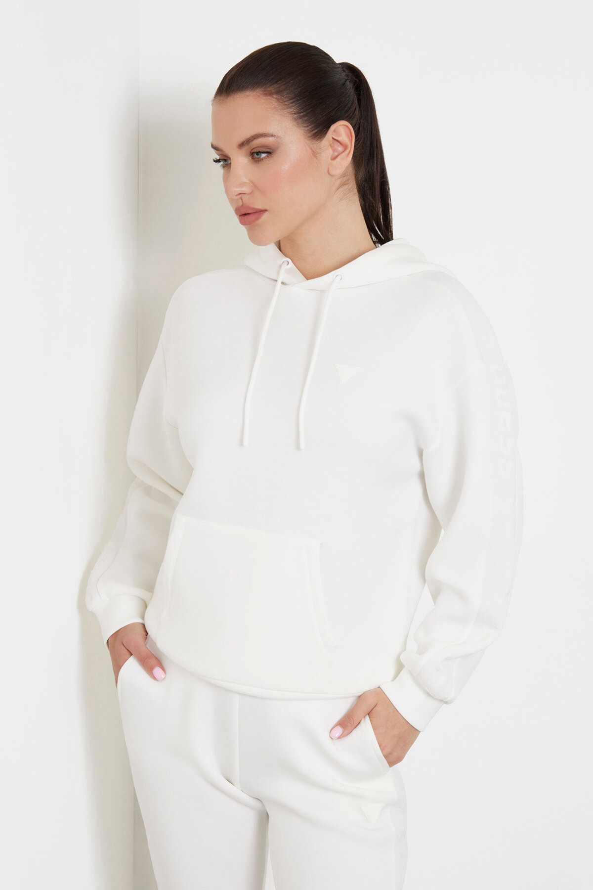 Guess Kadın Sweatshirt V2YQ18K7UW2