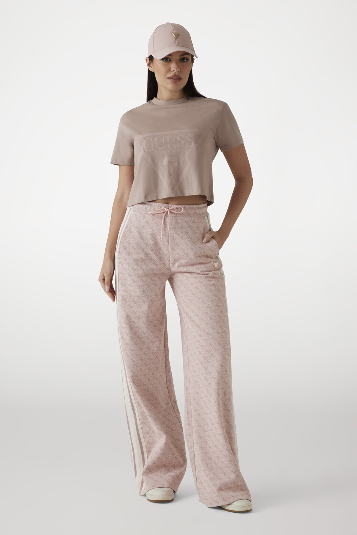 Guess Kadın Tişört V2YI06K8HM0