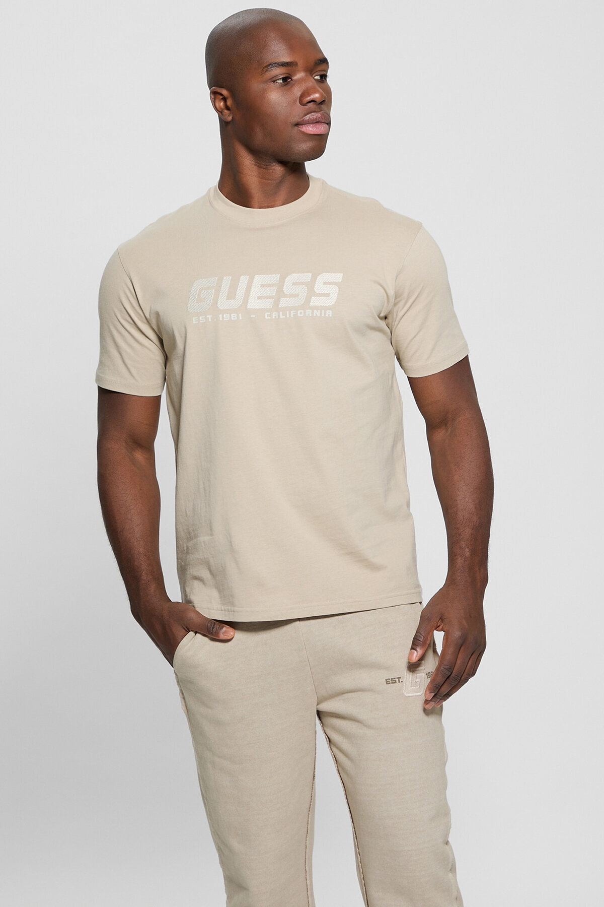 Guess Erkek Boxy Fit Tişört Z5RI10I3Z14