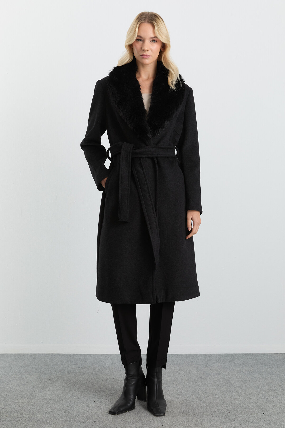 Selen Kadın Kaban 25KSL9531