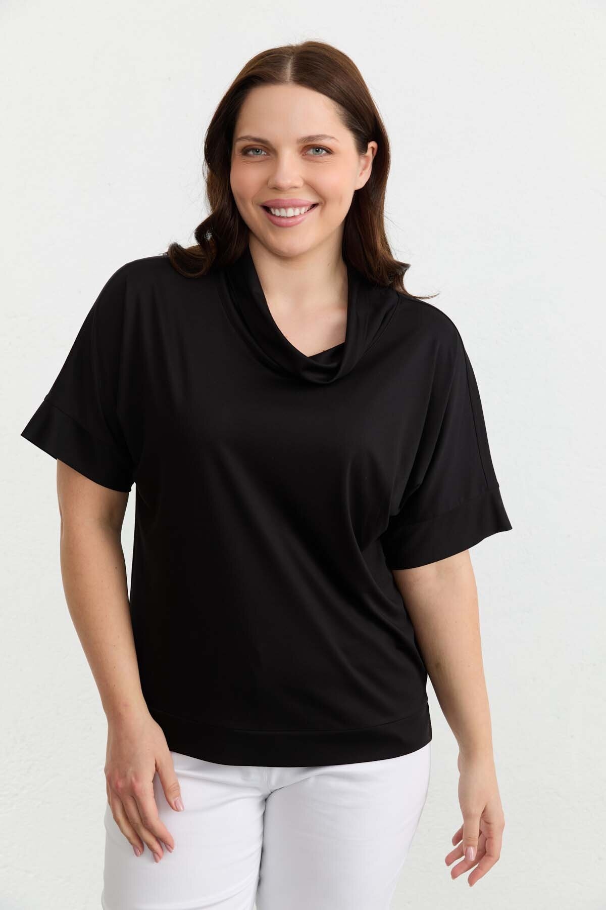 Selen Kadın Bluz 26YSL8446