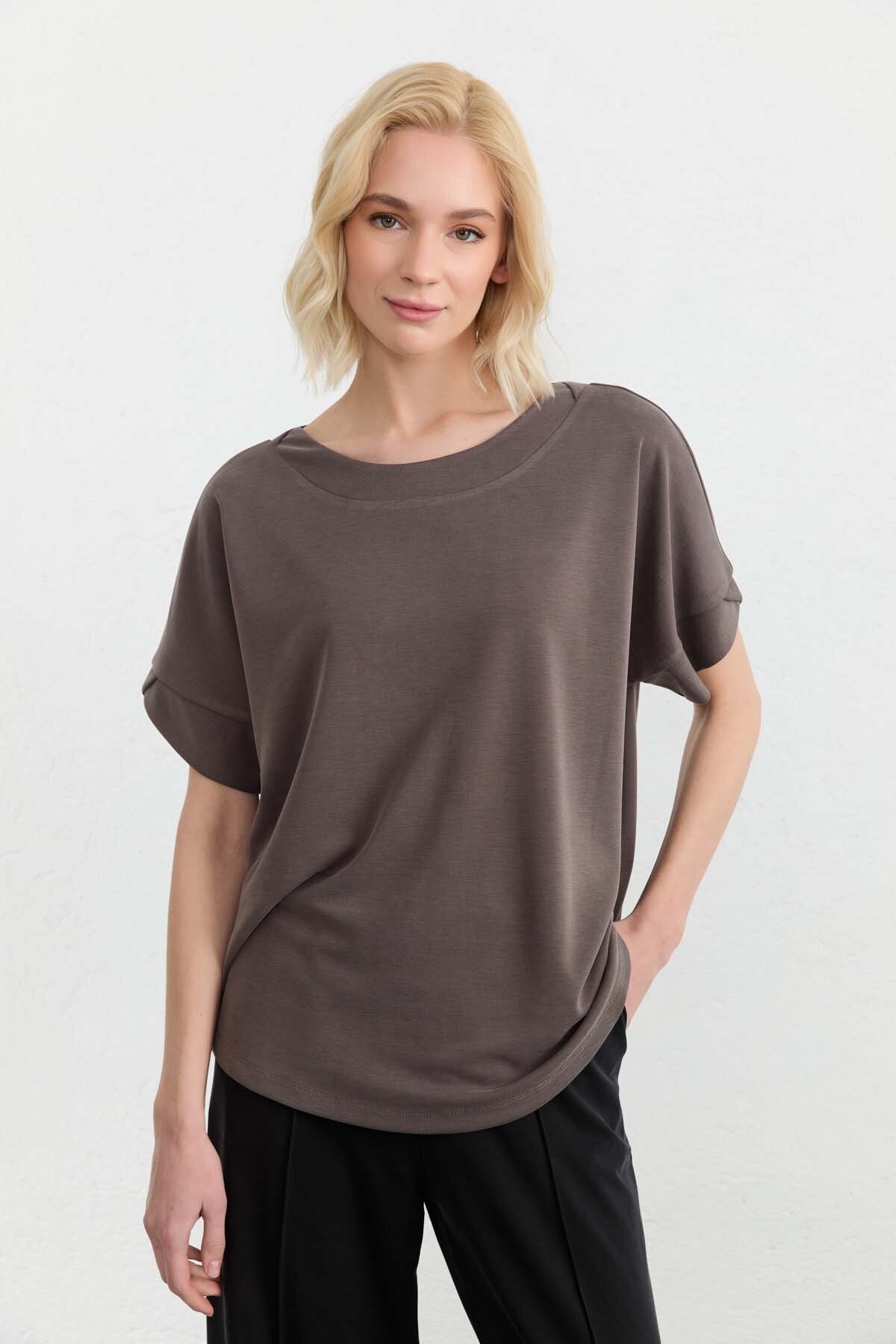 Selen Kadın Bluz 26YSL8459