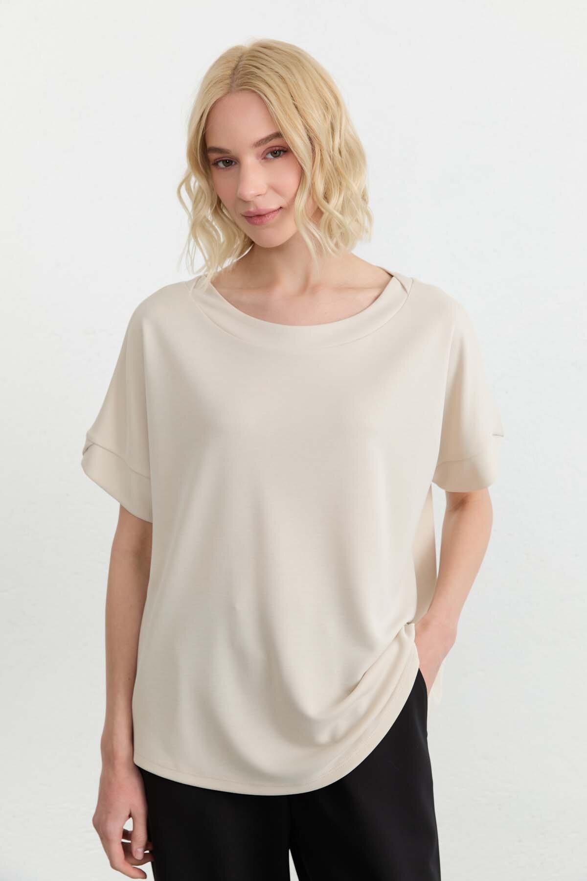 Selen Kadın Bluz 26YSL8459