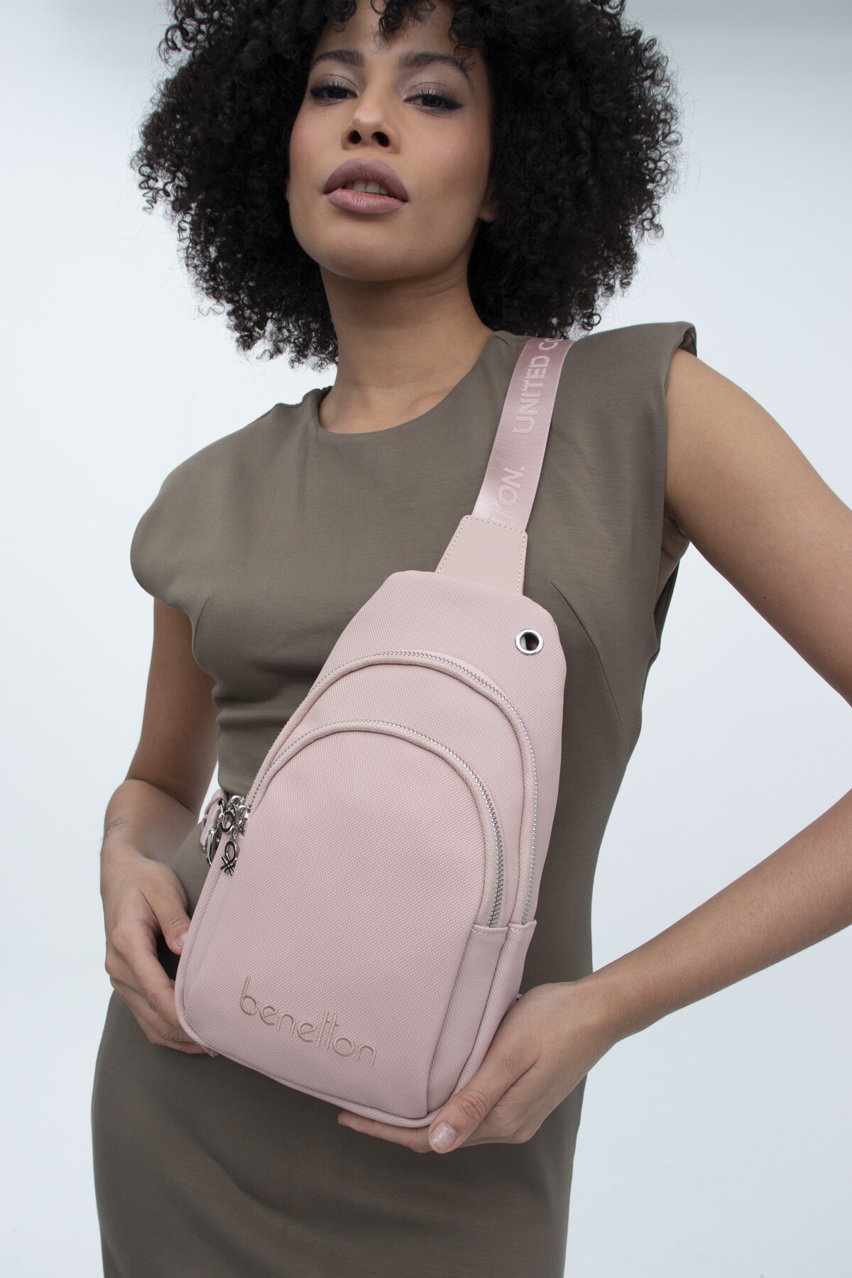 United Colors Of Benetton Kadın Vücut Çantası BNT_1336