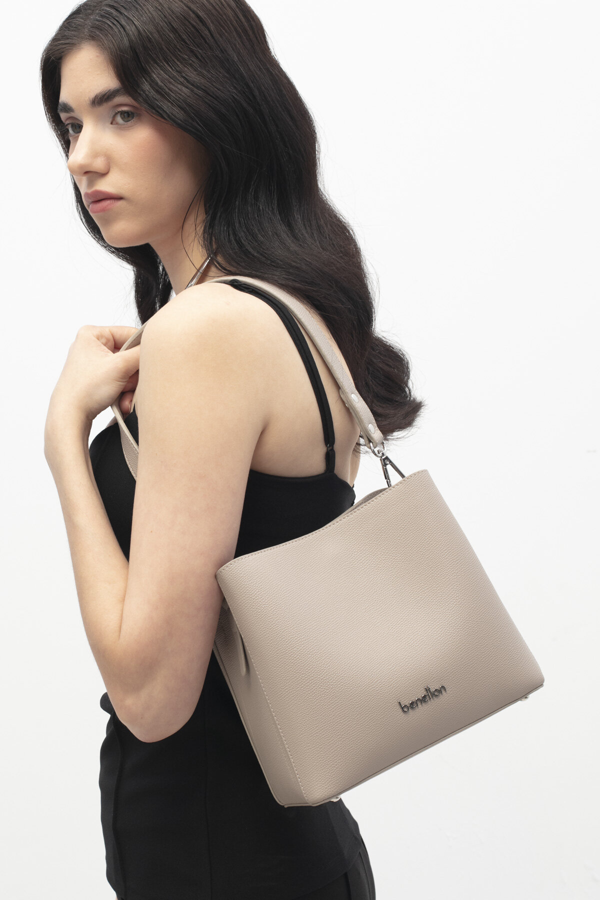 United Colors of Benetton Kadın Kol Çantası BNT_1821