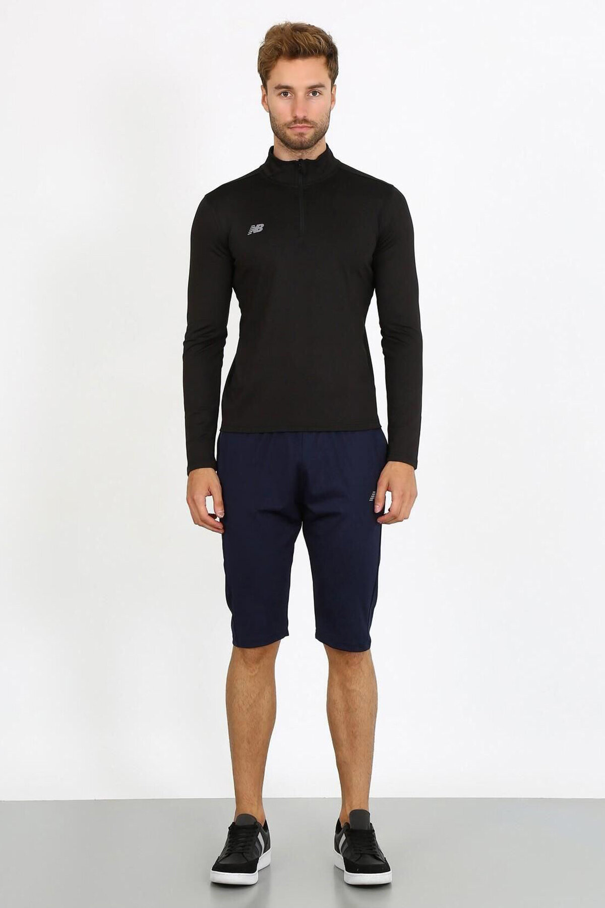 New Balance Erkek Sweatshirt NBTM2101-BK