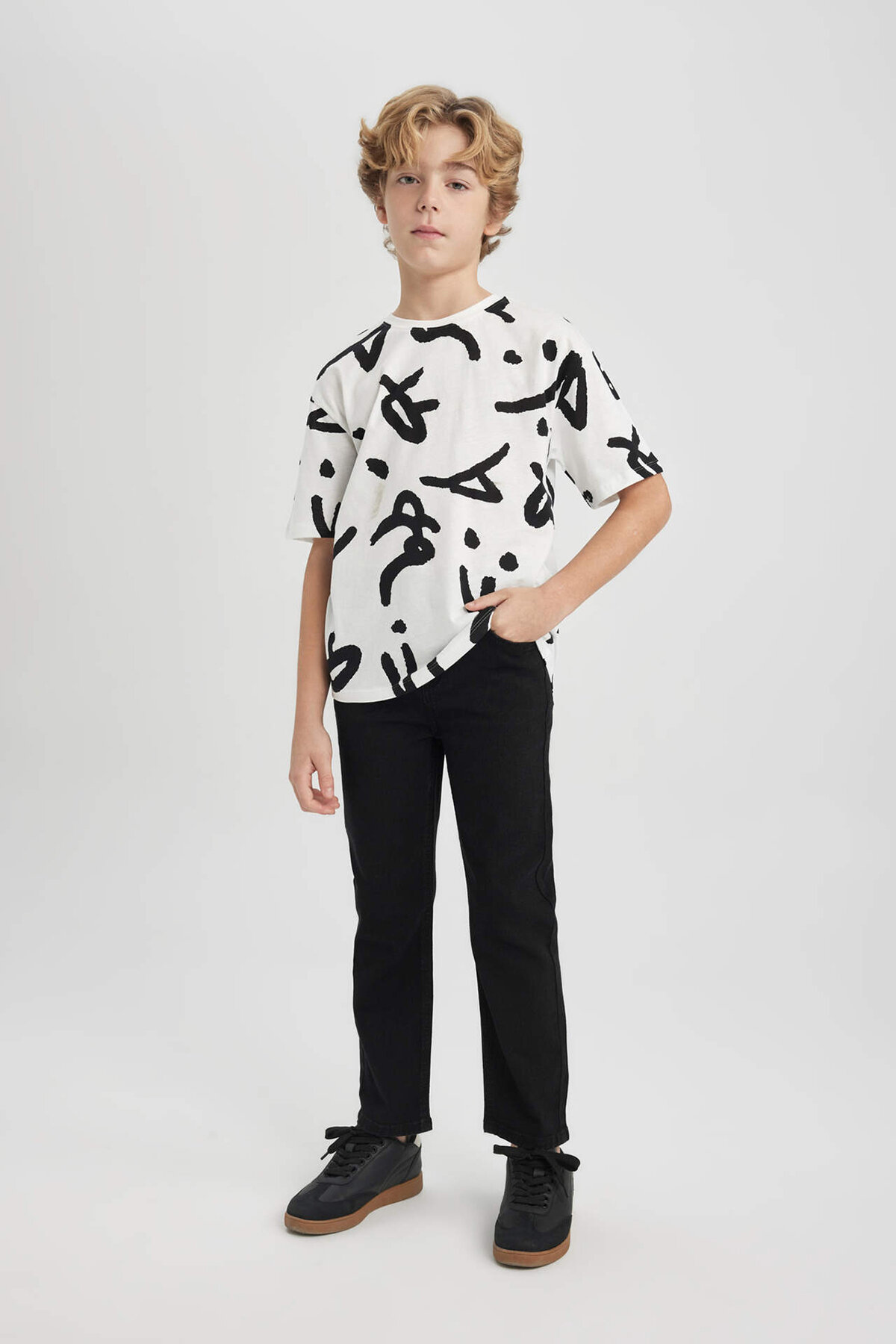 Defacto Erkek Çocuk Kot Pantolon B5445A8TRA