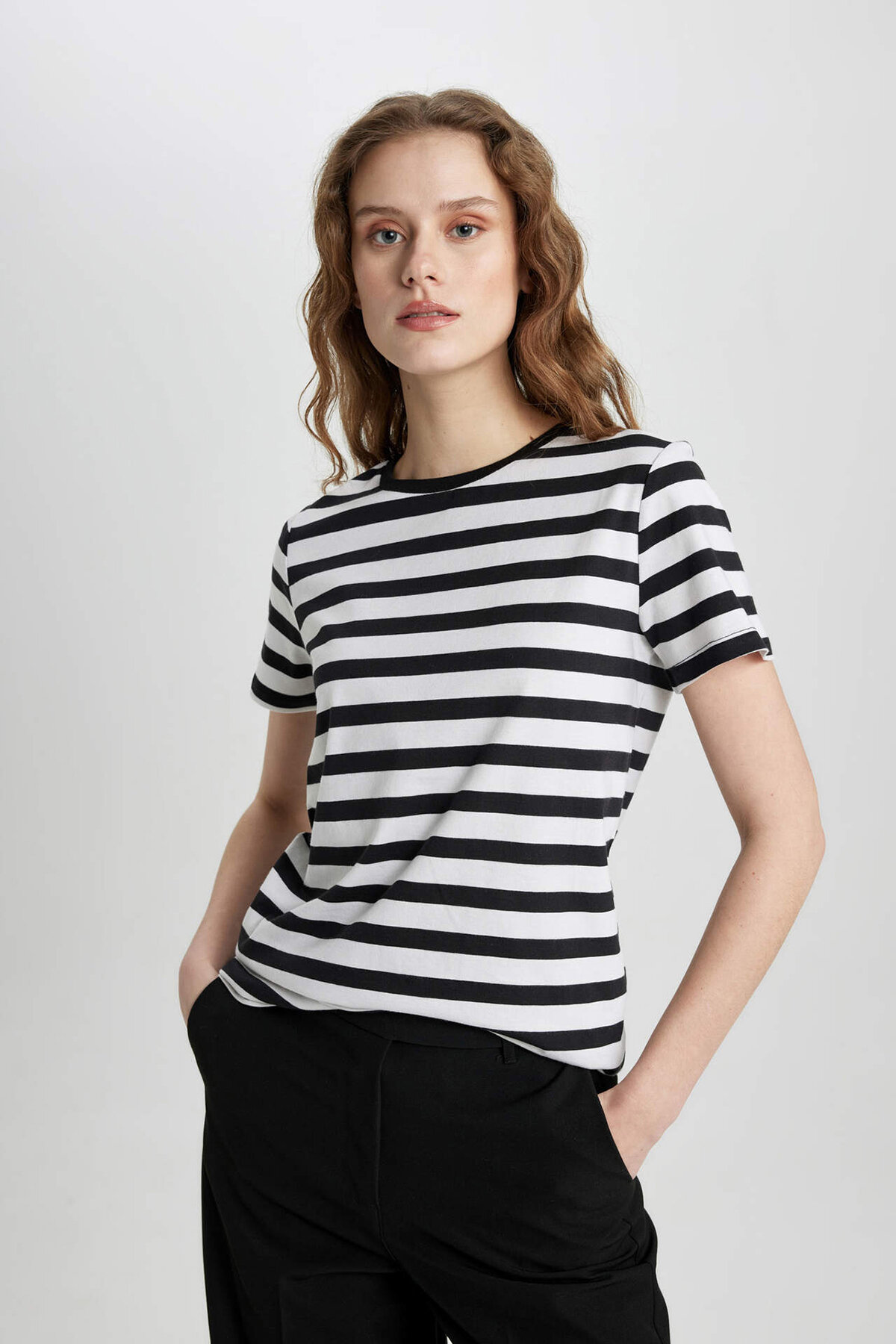 Defacto Kadın Tişört C2612AXTRA