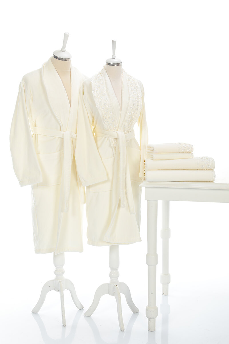 Özdilek Çiğdem Kadife Güpürlü Aile Seti