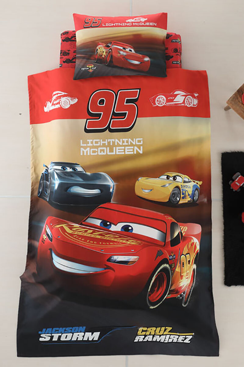 Özdilek Cars Mcqueen Tek Kişilik Disney Lisanslı Çocuk Pike Takımı