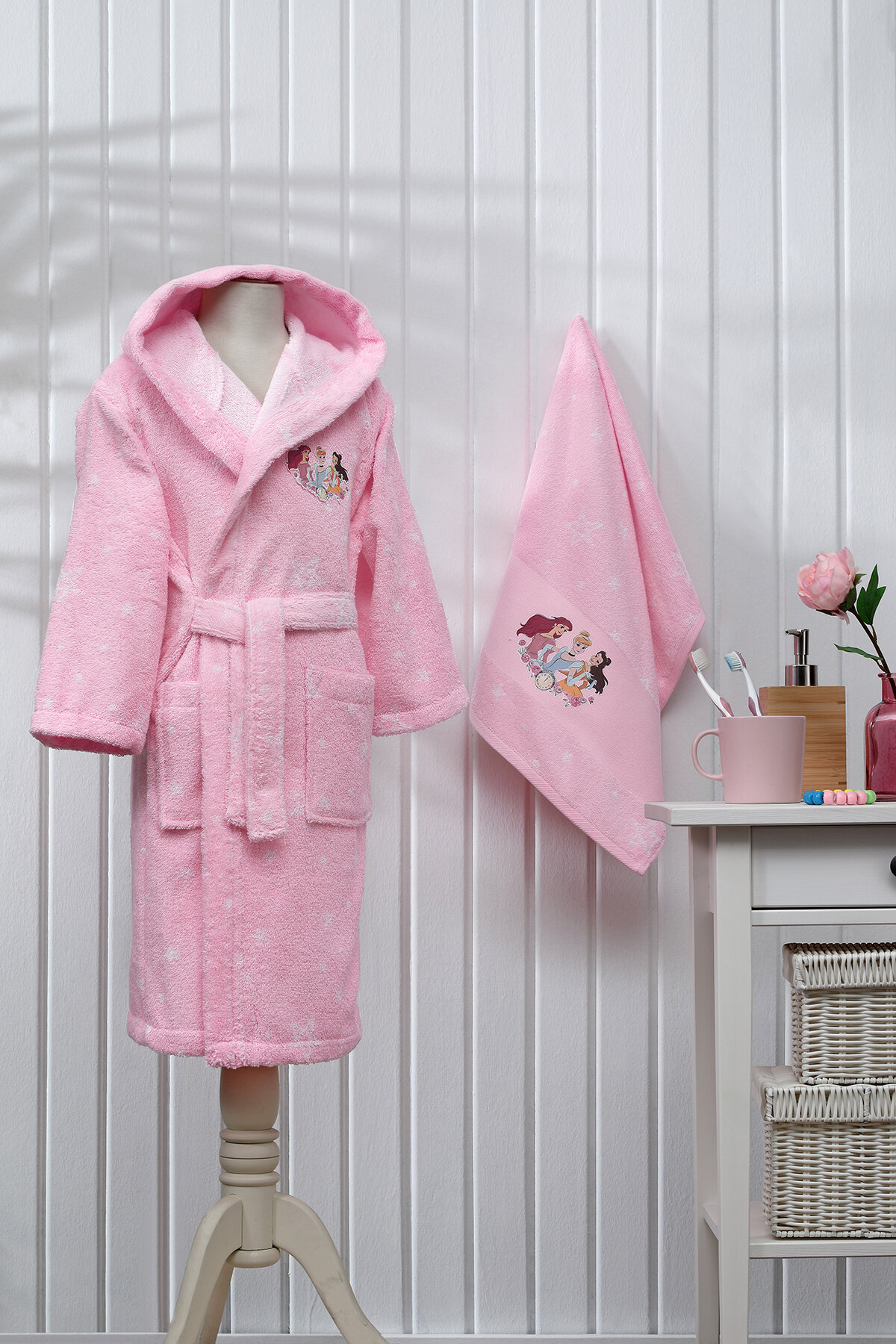 Özdilek Princess Time Disney Lisanslı Çocuk Bornoz Seti 9/10 Yaş