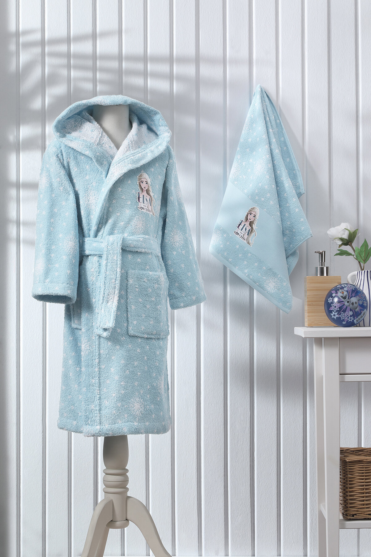 Özdilek Frozen Snow Queen Disney Lisanslı Çocuk Bornoz Seti 5/6 Yaş