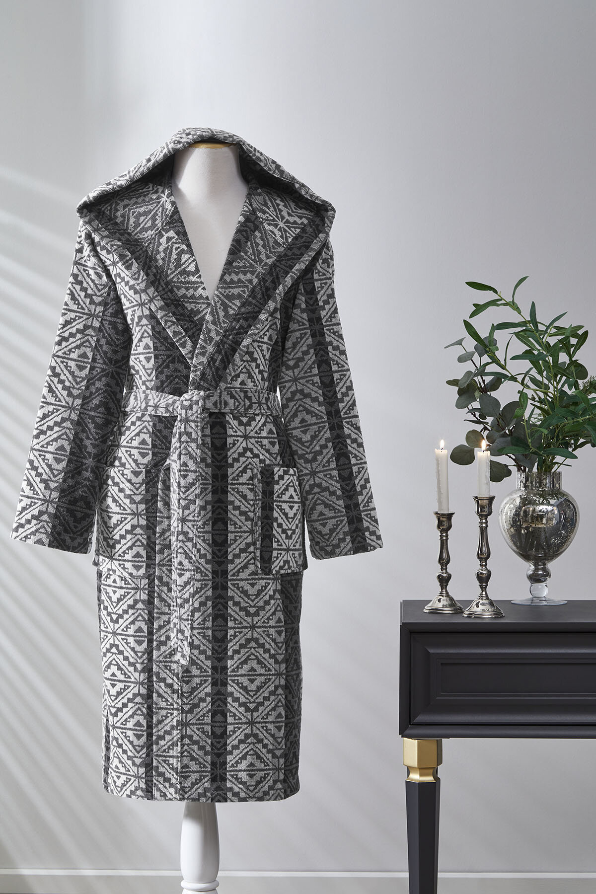 Özdilek Hawai Tapetto Kadife Kapüşonlu Bornoz