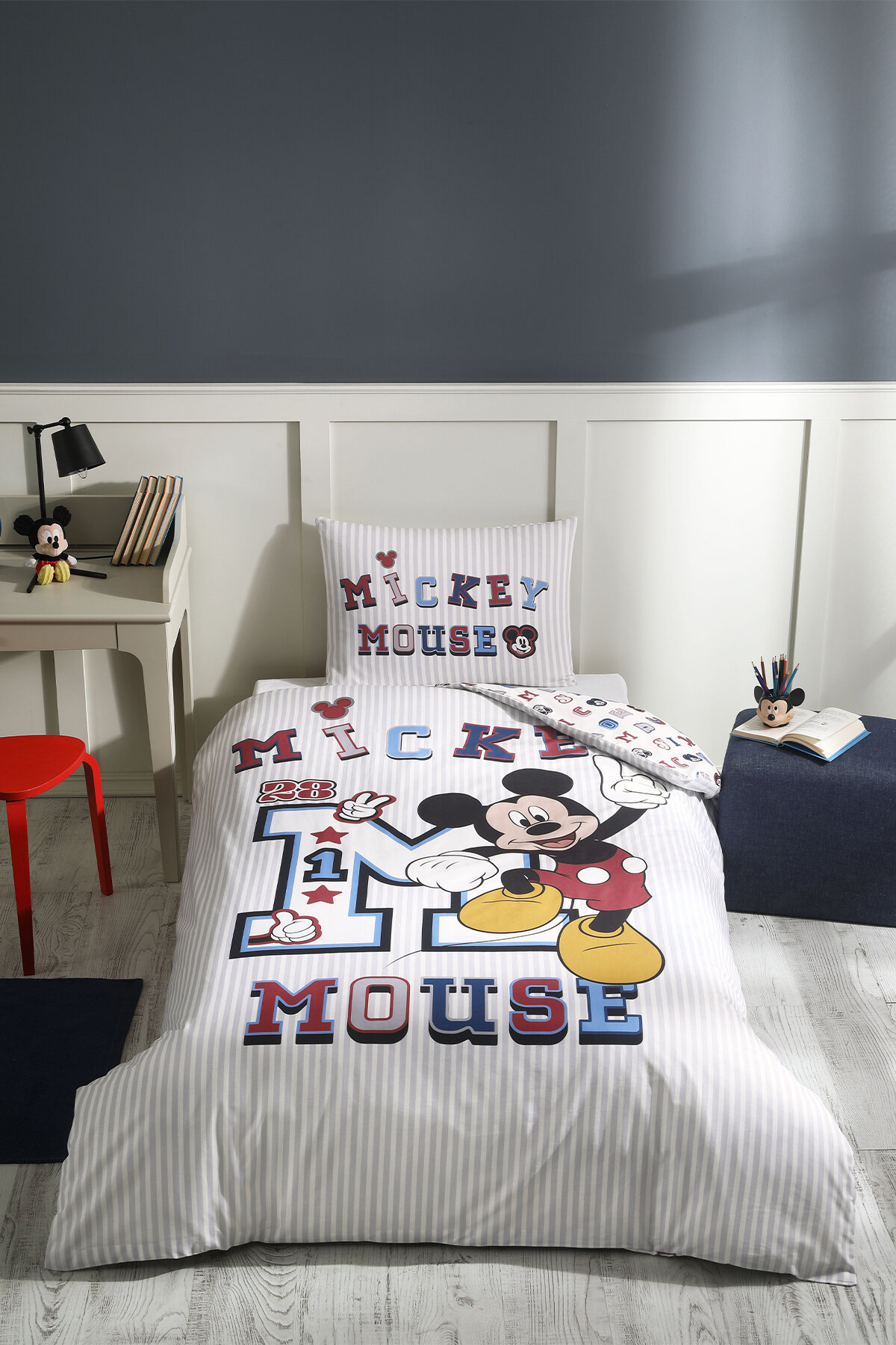 Özdilek Mickey Mouse College Tek Kişilik Disney Lisanslı Çocuk Nevresim Seti