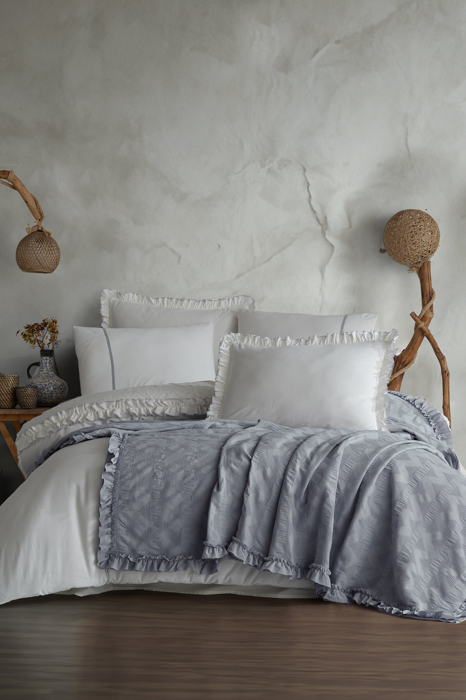 Özdilek Ruffle Çift Kişilik Pikeli Nevresim Takımı