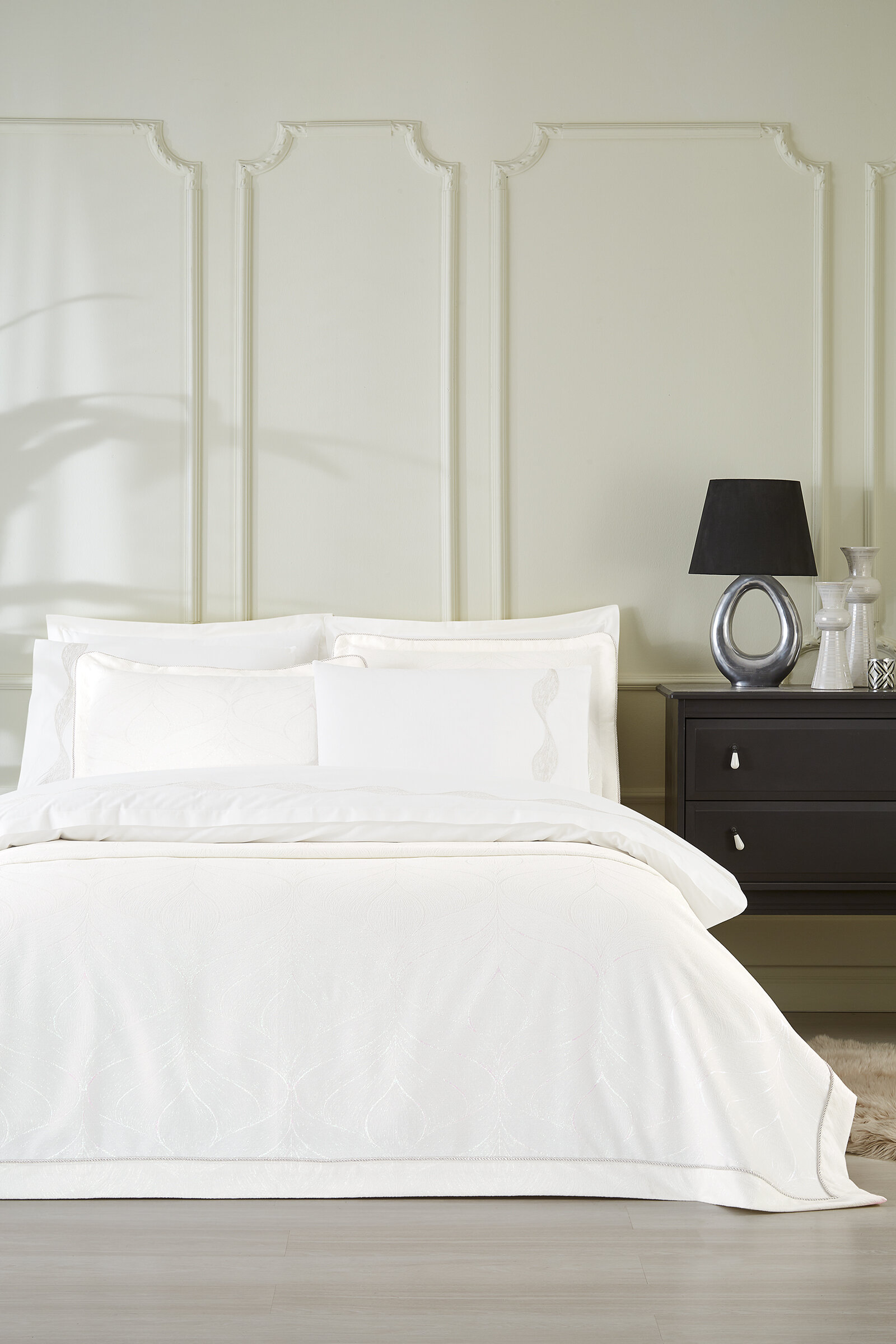 Özdilek Clara Çift Kişilik Pikeli Nevresim Takımı