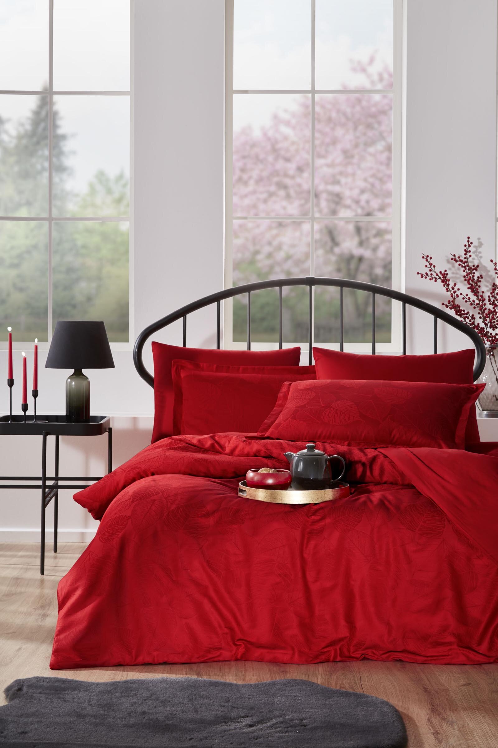 Özdilek Yaprak Çift Kişilik Jakarlı Saten Nevresim Takımı