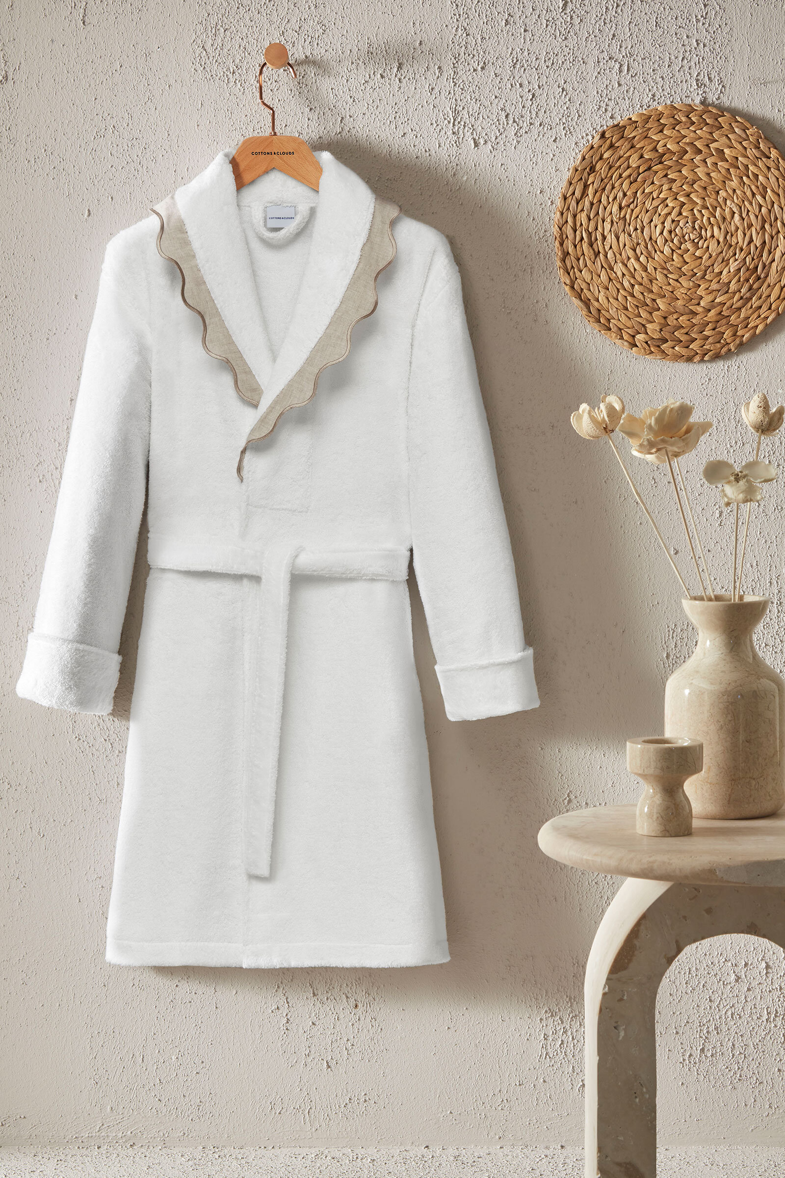 Cottons & Clouds Retro Line Nakışlı Şal Yaka Bornoz