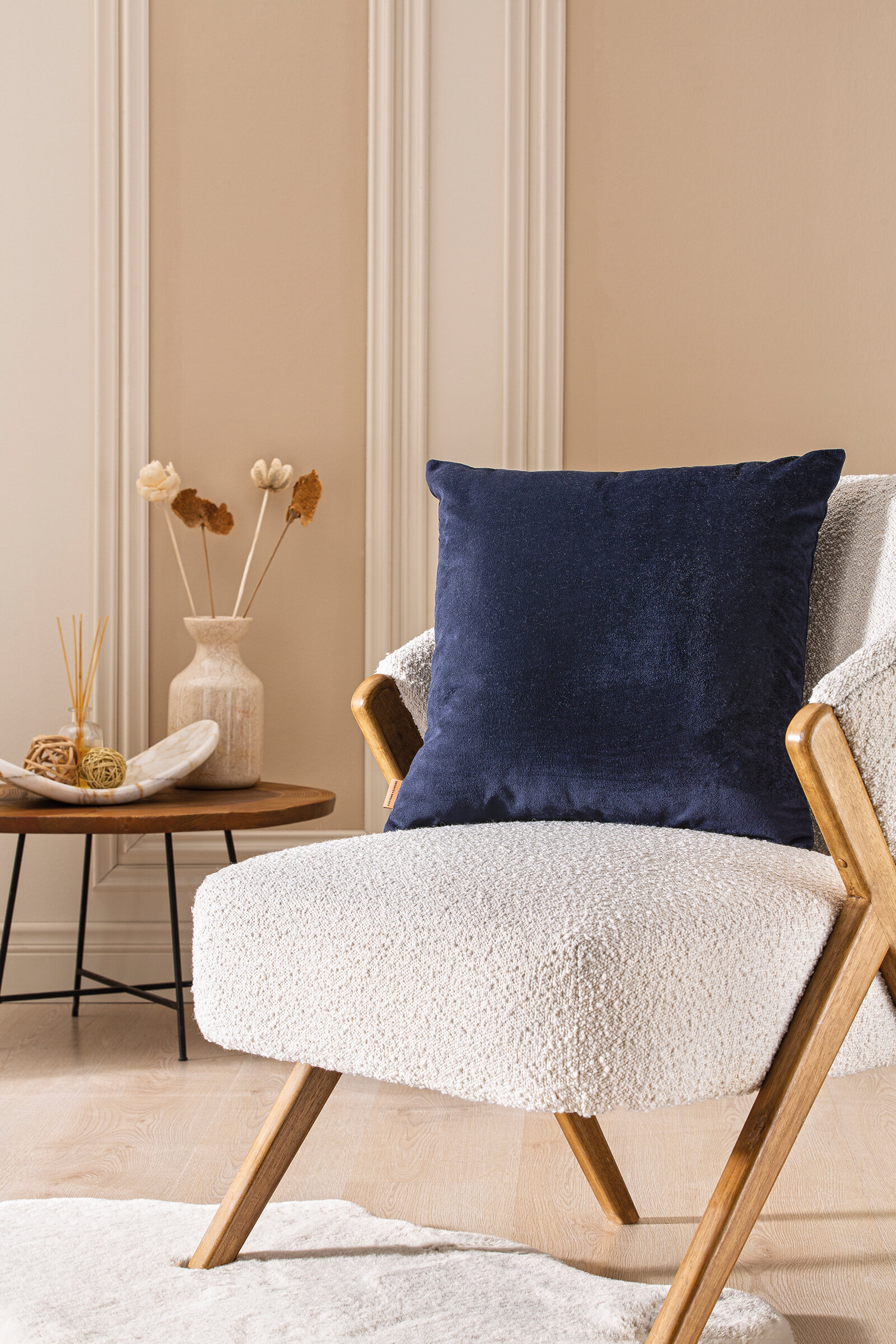 Cottons & Clouds Velvet Kırlent 43 x 43 cm