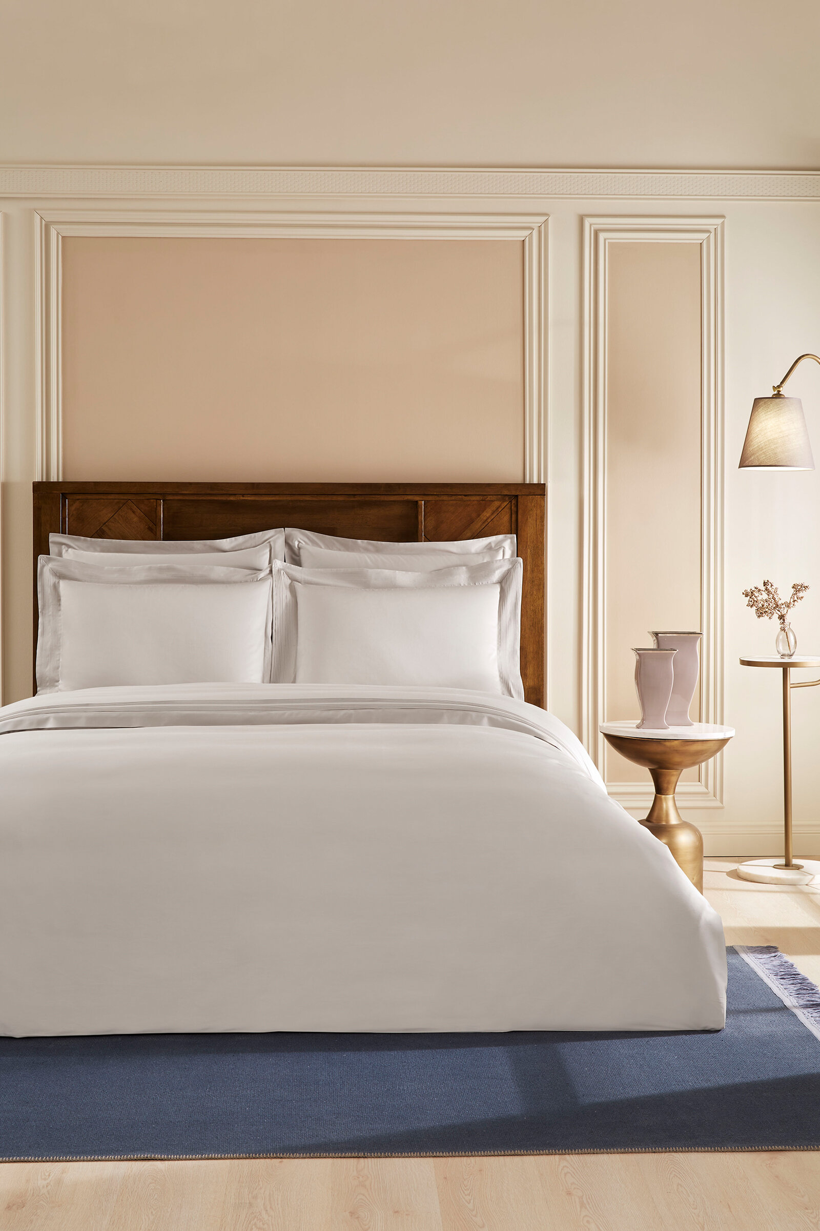 Cottons & Clouds Soft Colors Lastikli Çarşaf King Size Saten Nevresim Takımı