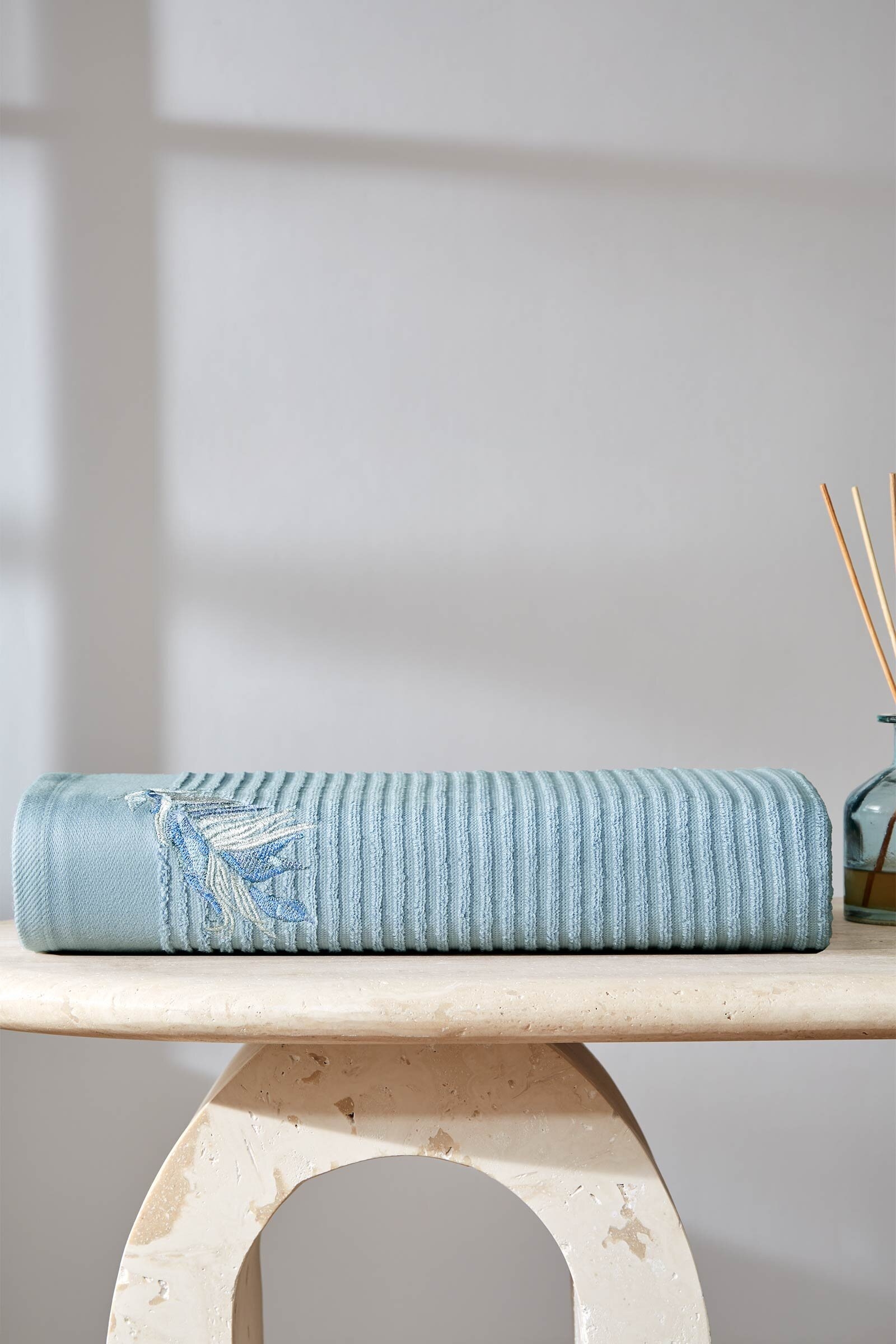 Özdilek Feather Nakışlı Banyo Havlusu 70x150 cm