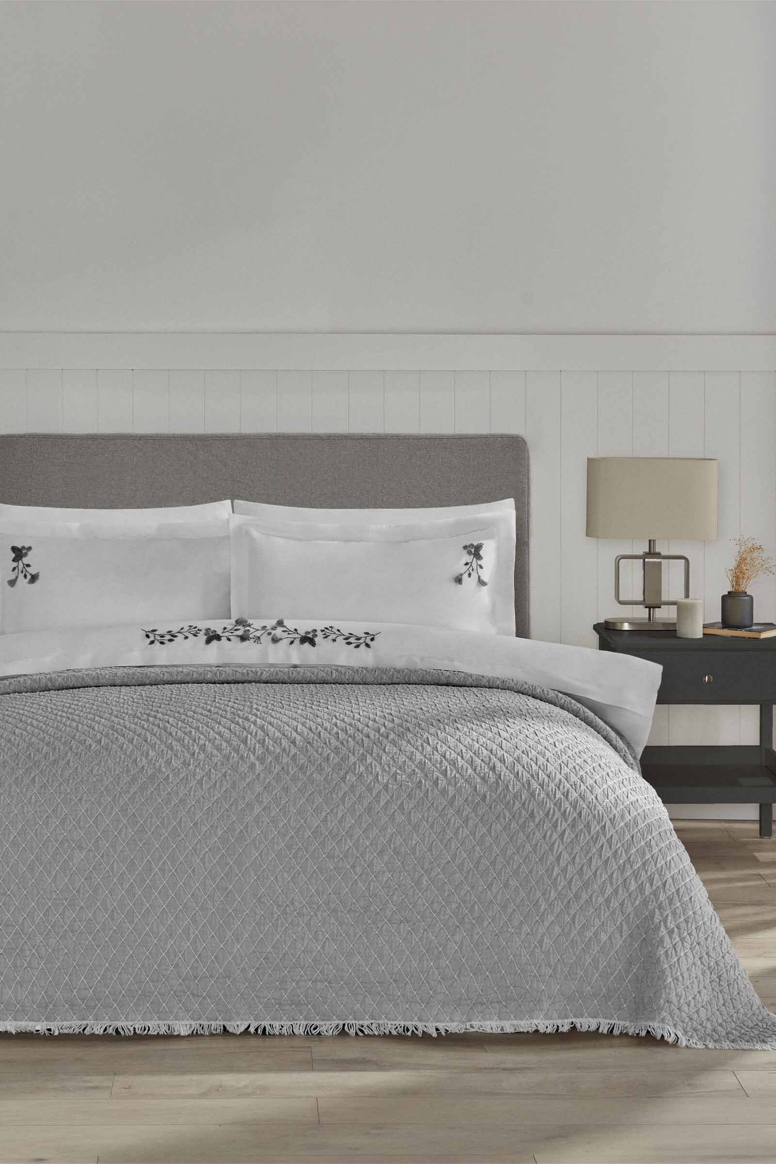 Özdilek Vintage Çift Kişilik Yatak Örtülü Nevresim Takımı