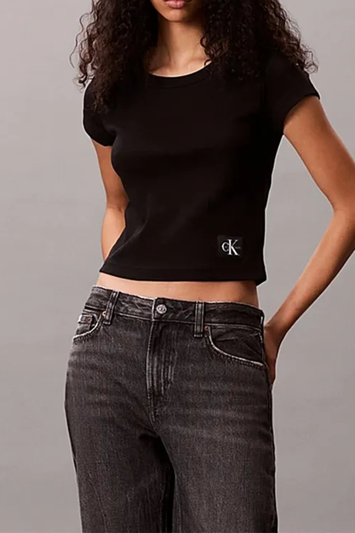 Calvin Klein Jeans Kadın Tişört LV047C200G