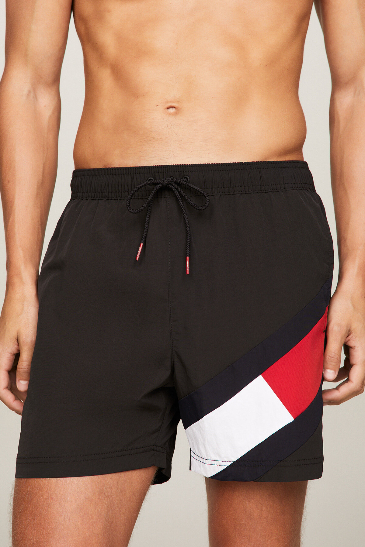 Tommy Hilfiger Erkek Mayo Şort UM0UM02048.SYH