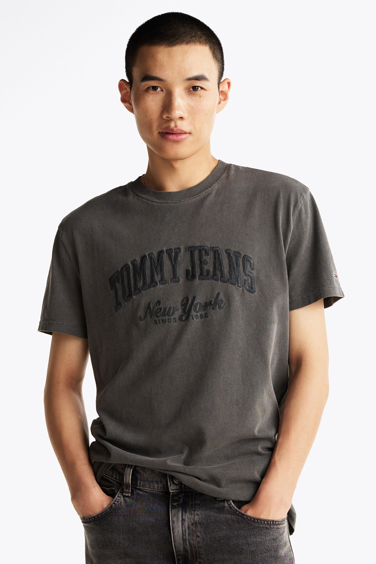 Tommy Jeans Erkek Tişört DM0DM20356